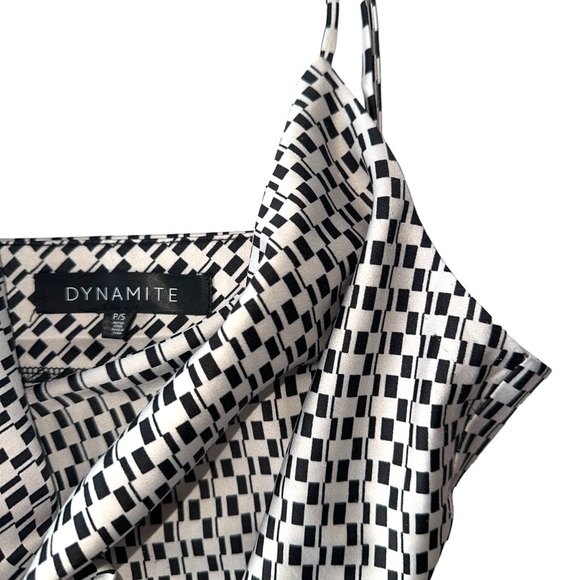 Black and White Patterned Dress - Picture 8 of 16